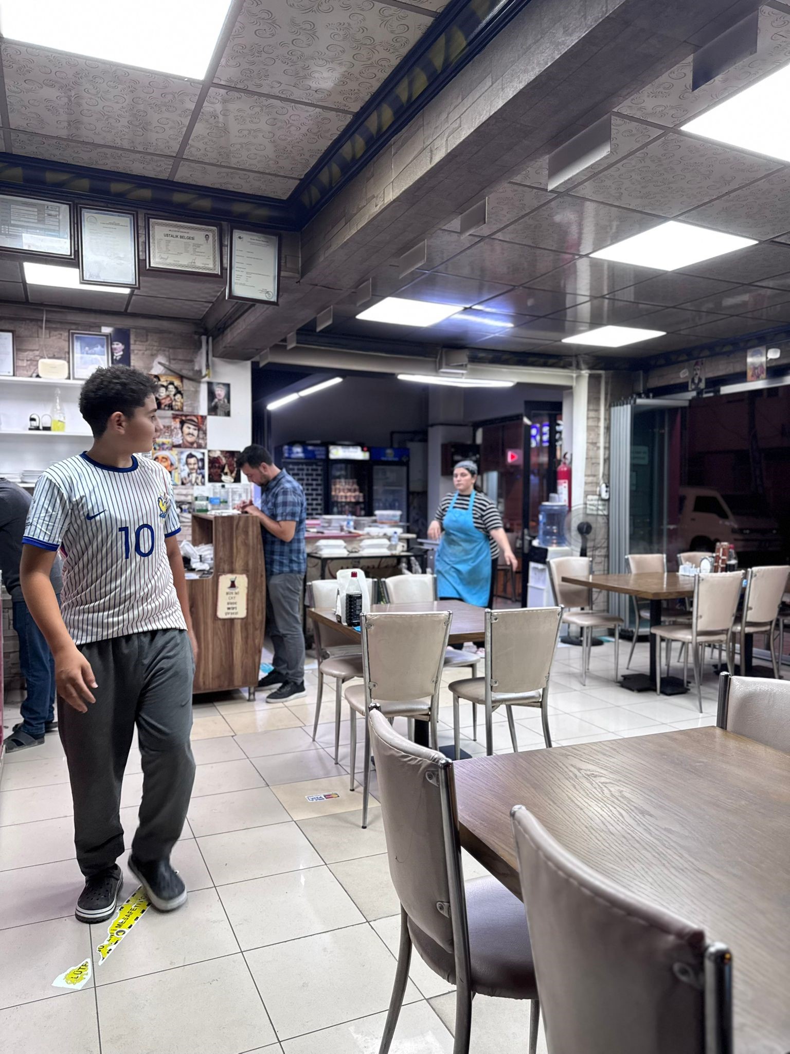 Kuzenler Aile Lokantası